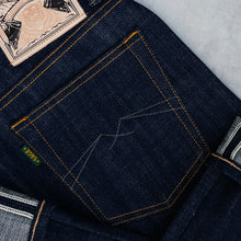 Load image into Gallery viewer, Origin Series : Darkspire 14oz Sanforized Extra Deep Indigo Selvedge
